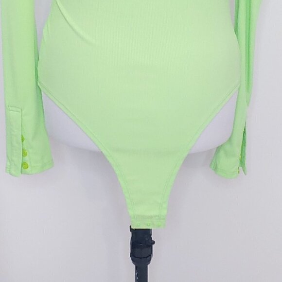 NWOT DEBASE off-shoulder ribbed long sleeves neon green bodysuit - Picture 3 of 13